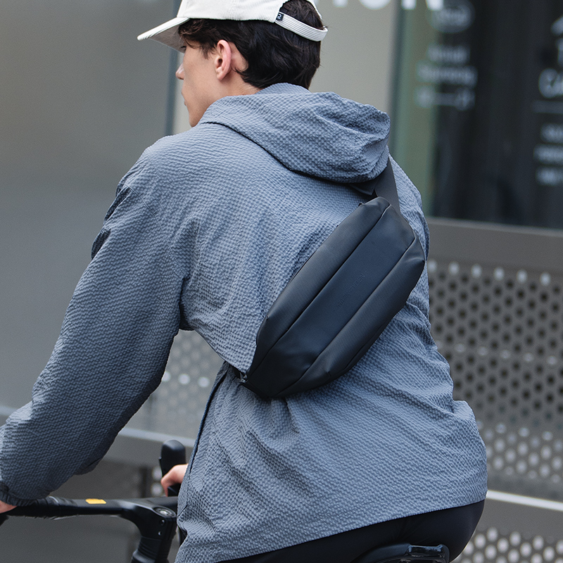 MARK RYDEN Multi-pocket Chest  - огляд і ціна Cycling Commute Bag